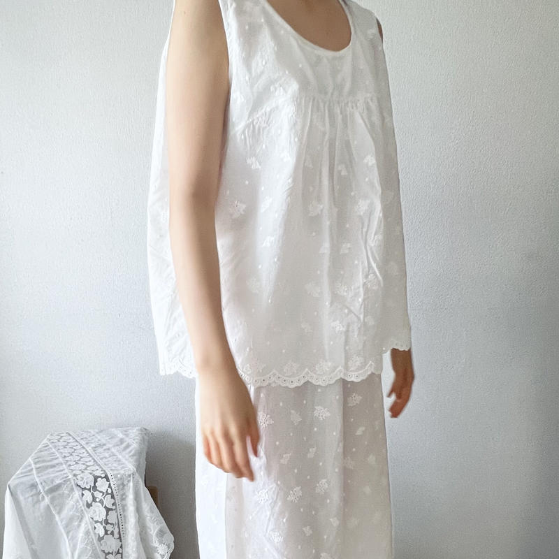 コットンレーストップス アイボリー 白 Ito Hari Official