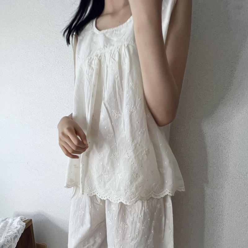 コットンレーストップス アイボリー 白 Ito Hari Official