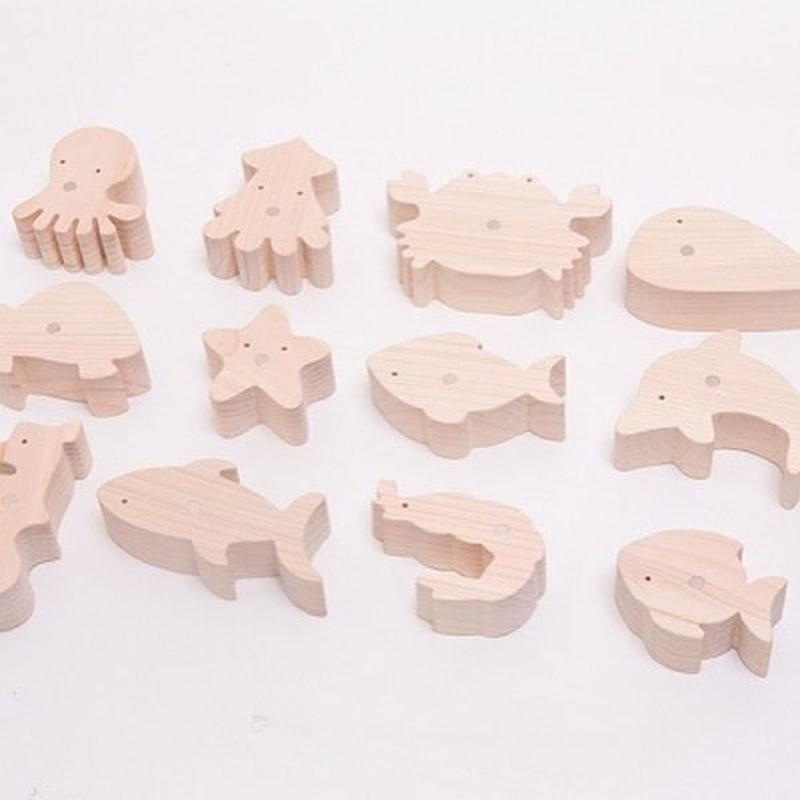 木のおもちゃ 魚釣りセット Ikonih アイコニー Api Store ベビー こ