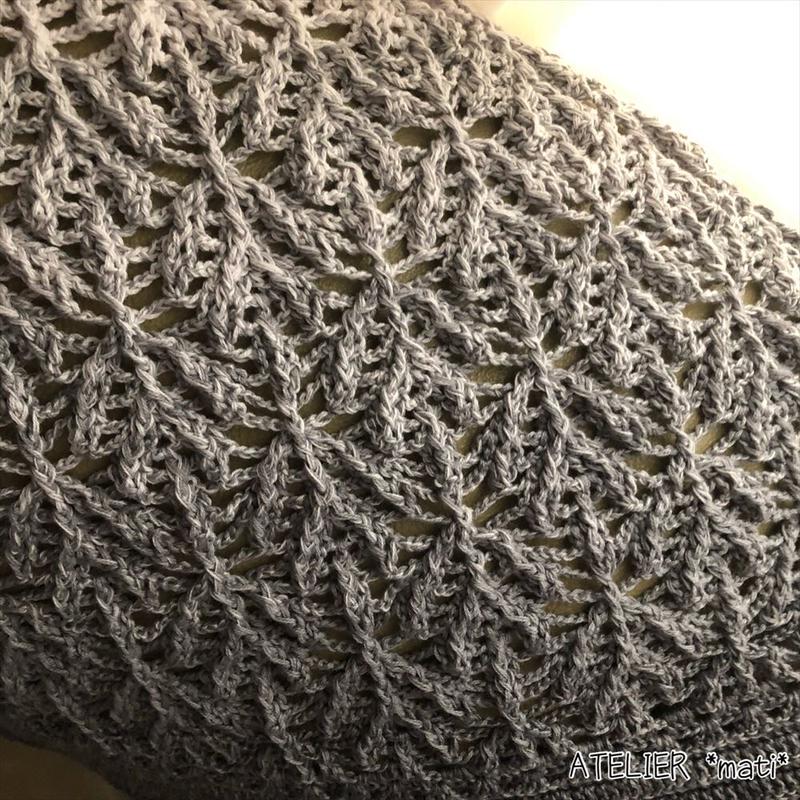 編み図 ふっくらリーフ模様の三角ストール Dl版 かぎ針編み雑貨の編み図 Atelie