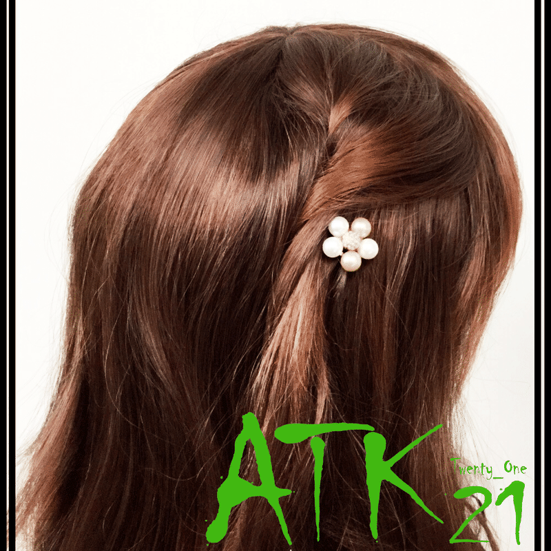 フラワーモチーフ パヴェ パール ヘアピン ピン留め 大人可愛い レディース ヘアアクセサリー フラワーモチーフ パヴェ パール ヘアピン ピン留め 大人可愛い レディース ヘアアクセサリー