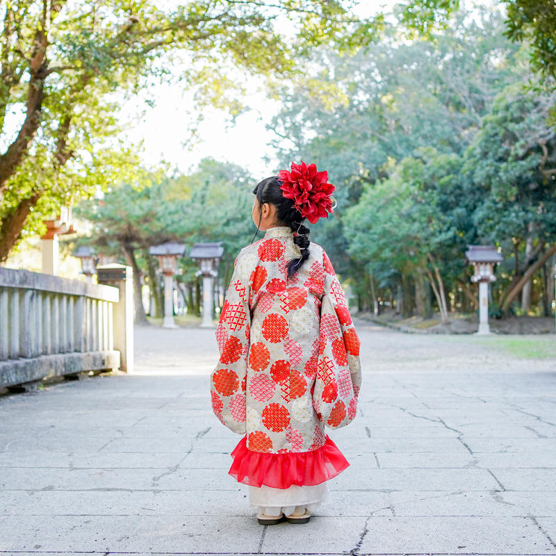 No.106 七五三 7歳 打ち掛け風着物セット 松田聖子 - andamiosatlas.com