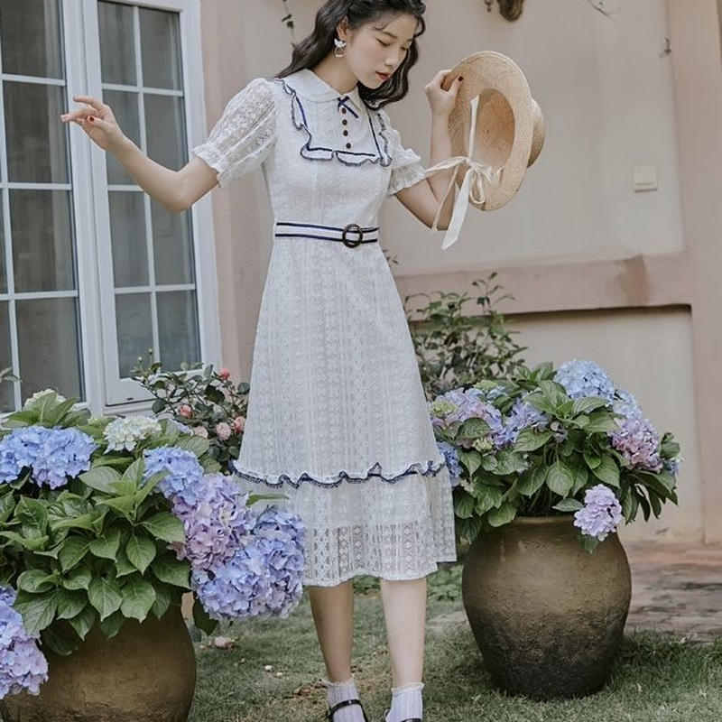 清楚なお嬢様風レースワンピース Fancy World