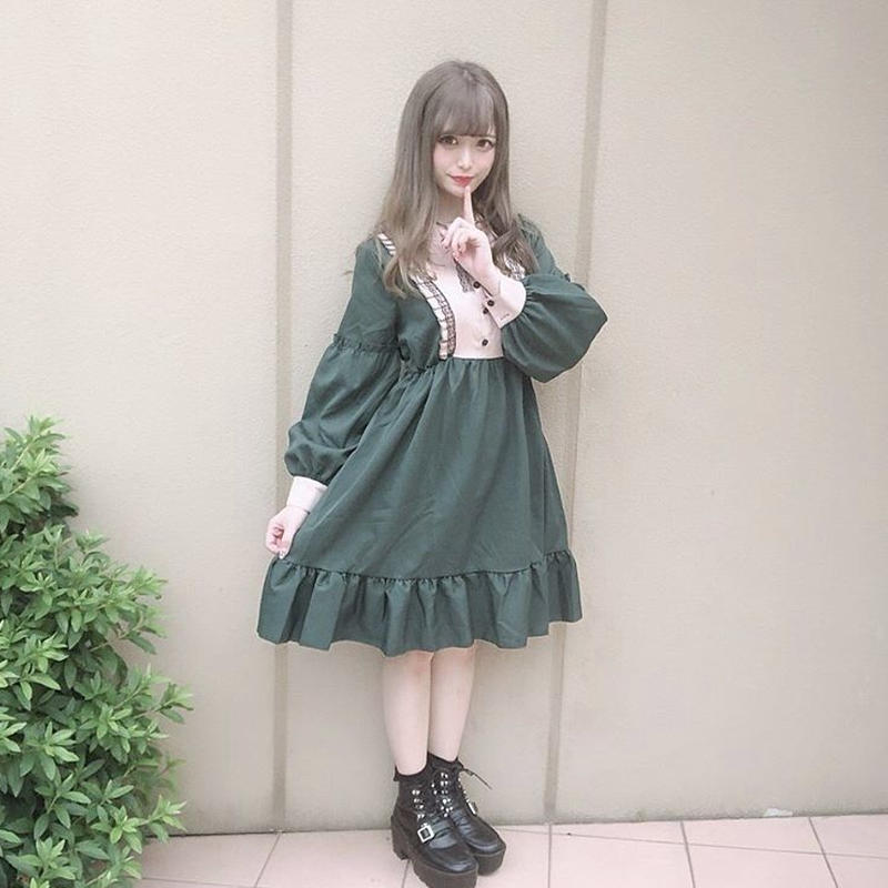 Shuri様着用 アリス風 ビッグフレアワンピース Fancy World