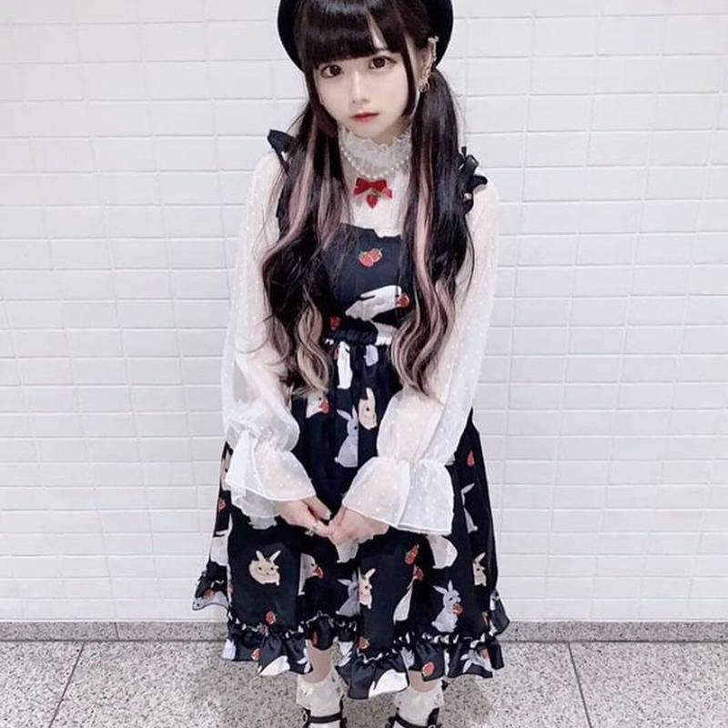 暗黒微笑様着用 うさぎ苺 ジャンパースカート Fancy World