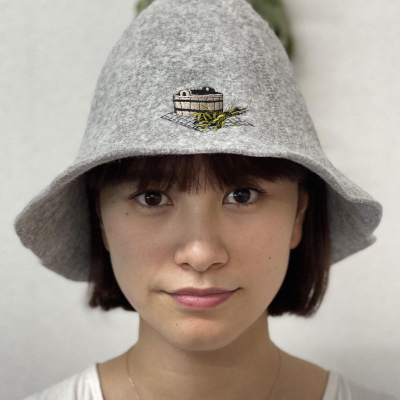 トップグレー フェルトのサウナハット かわいい刺繍入り 男女兼用 ベストサウナハット Be