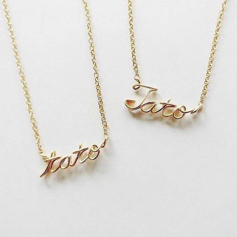 レタードネックレス 1 4文字 ナンバー 数字 とイニシャルのハンドメイドアクセサリー T