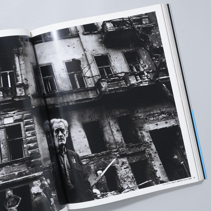 トップ ジョセフ・クーデルカ プラハ侵攻1968 冊子付き 人文/社会