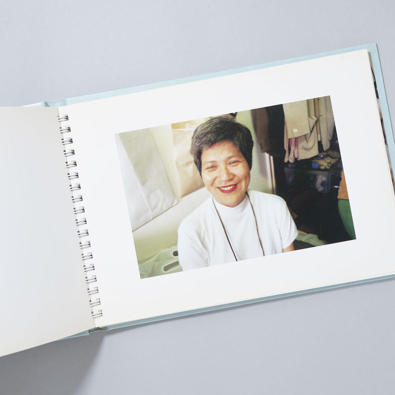 長島有里枝　写真集　家族 長島有里枝写真集 家族 光琳社出版 | 札幌の古書店 ビーバーズ