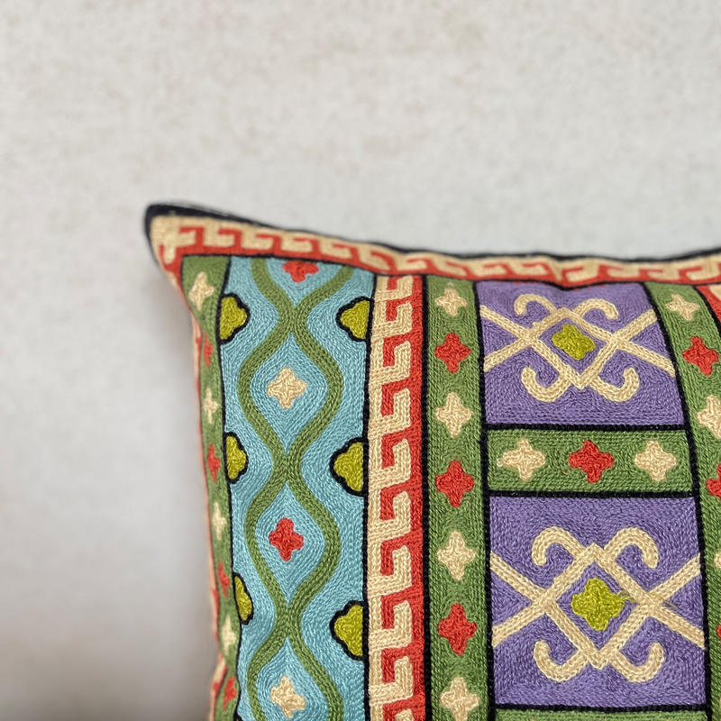 手刺繍 チェーンステッチ クッションカバー 純正オンライン