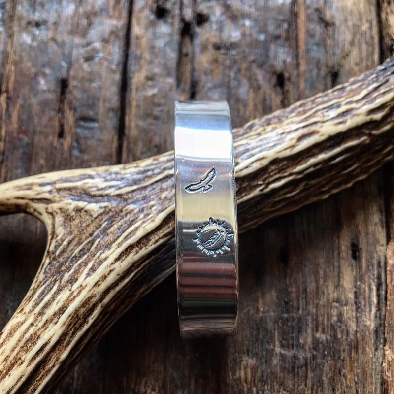 NATIVE SPIRIT / HAWK FEATHER BRACELET | CALIFOR
