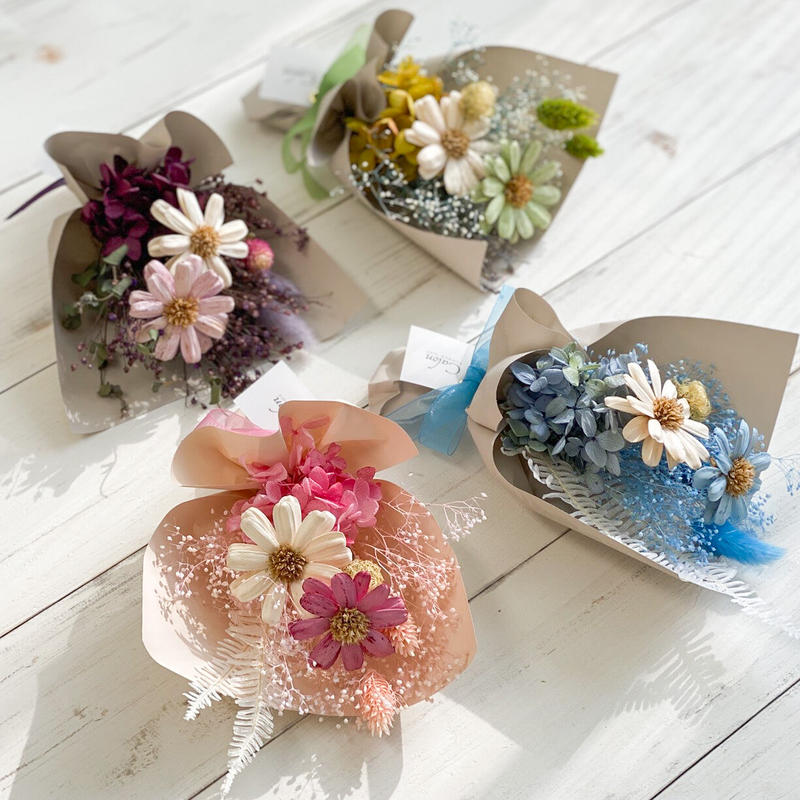 マーガレットのミニ花束 ドライフラワー の Calon
