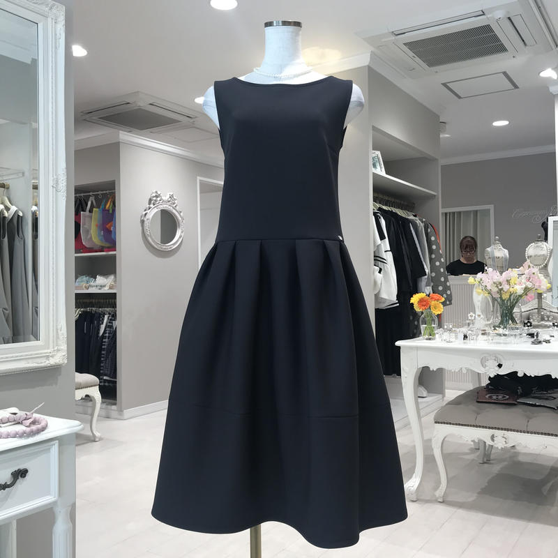 2 238 ブラックネイビー タックワンピース Sm Capriciousmie