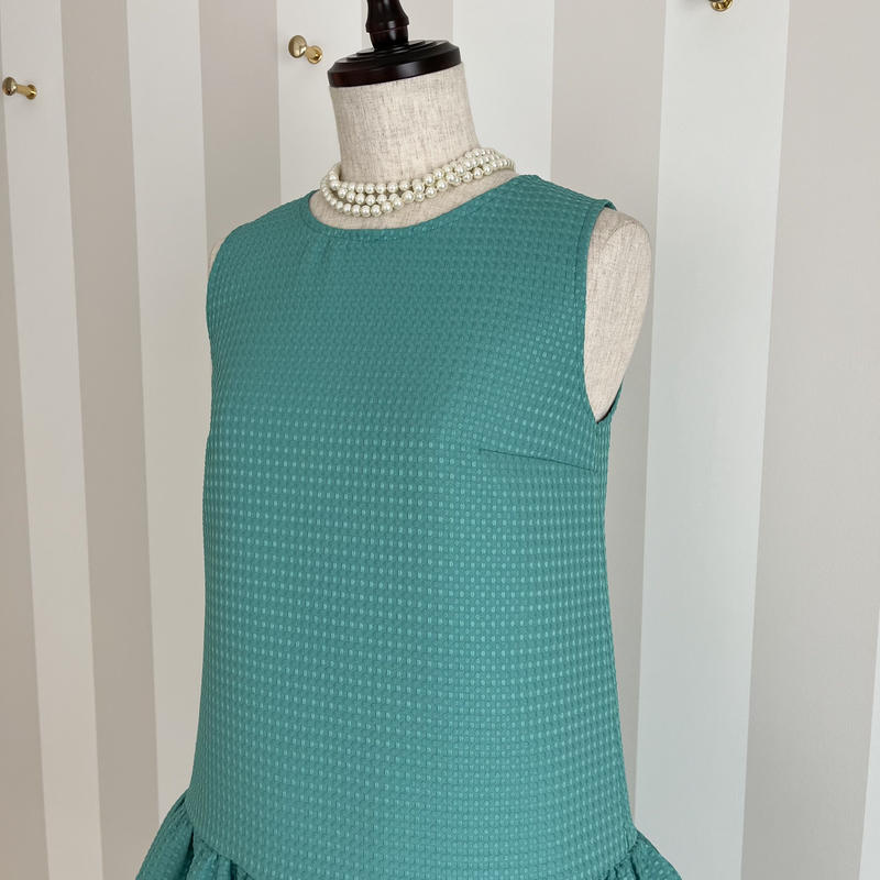 5 126 ティファニーブルー フリルワンピース ファスナー ｌ Capricio