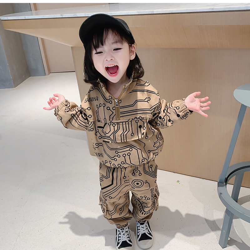 カッコイイ 秋春超可愛い女の子韓国風 ワーク風ウェア ２点セットアップ Cat S