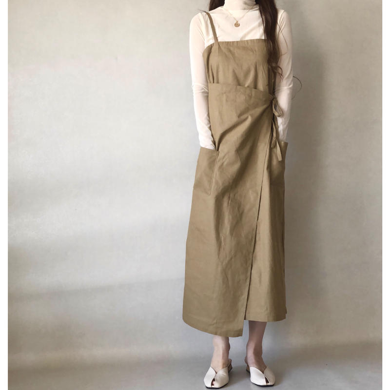 再入荷 ラップデザインエプロンワンピース ベージュ Cle