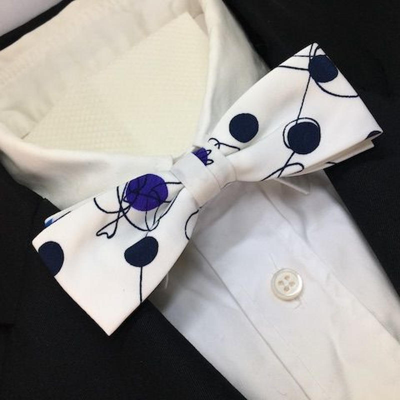 イラストランダムドット蝶ネクタイ Cesky Moff Cesky Moff