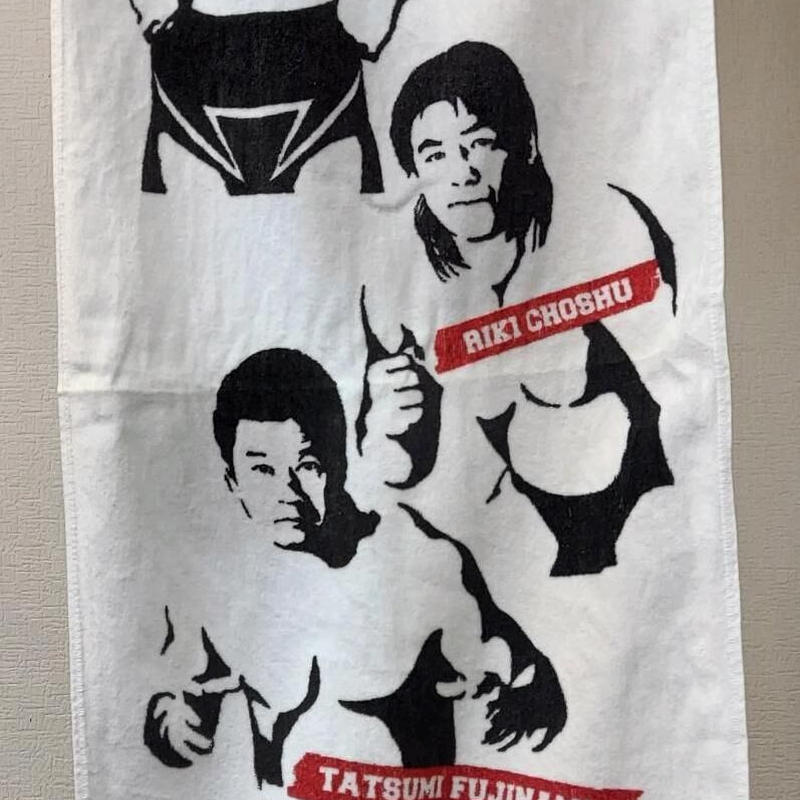 初代タイガーマスク 長州力 藤波辰爾イラスト特大タオル 約105 35cm プロレスショ 初代タイガーマスク 長州力 藤波辰爾イラスト特大タオル 約105 35cm プロレスショ