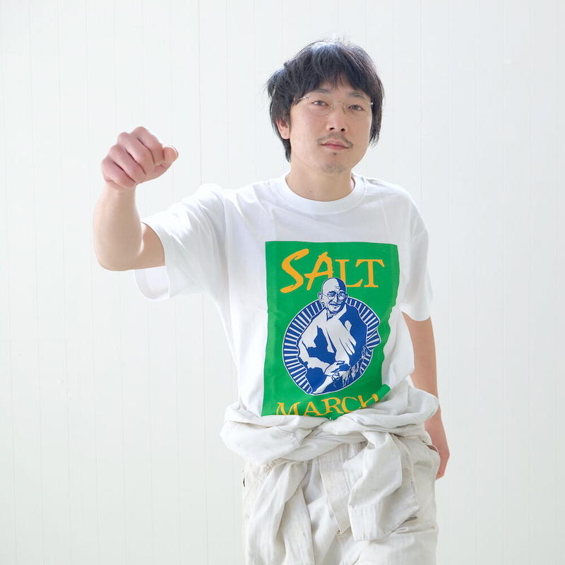 ガンジーの歴史的塩対応tシャツ 塩色 カラー Chance The Curry