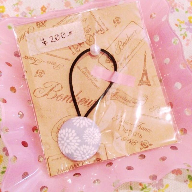 49 くるみボタンへあごむ 大 水色 白 花火柄 C H E R I 49 くるみボタンへあごむ 大 水色 白 花火柄 C H E R I