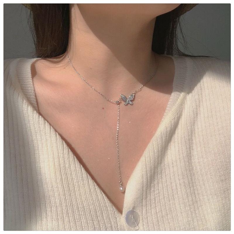 高質 ビジュー付きバタフライのネックレス ienomat.com.br