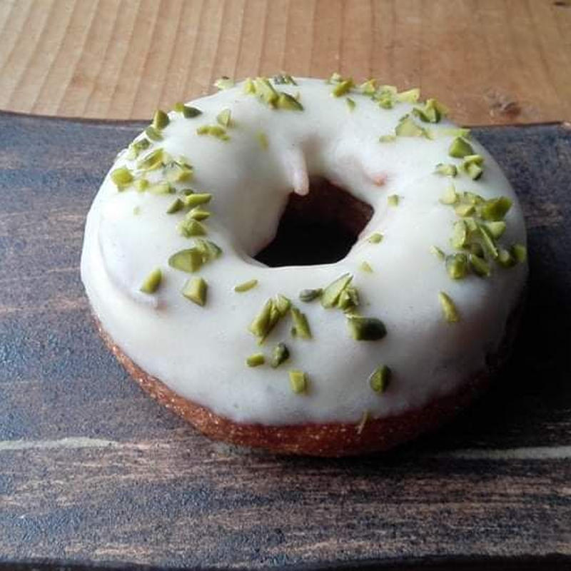 ホワイトチョコ ピスタチオドーナツ Churros Chilin No Suzu S S