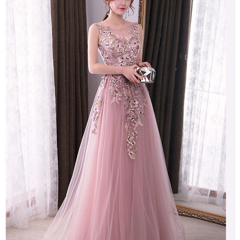 特別送料無料 花柄のモチーフ刺繍が美しく ビーズ パール ピンク ウエディングドレス ウェディングドレス Www Reinnec Cl