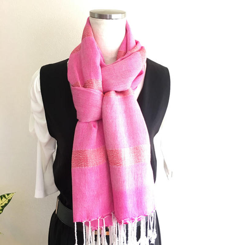 手織り大判ストール ライン柄 パリスピンク Cleopatra Fashion 手織り大判ストール ライン柄 パリスピンク Cleopatra Fashion