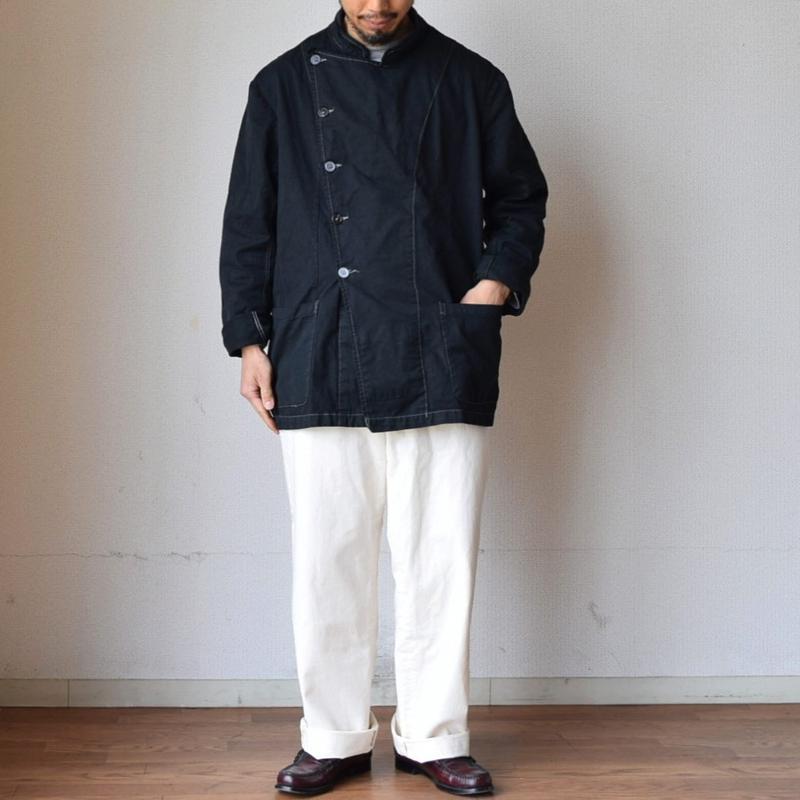 人と被りたくないならこれ Military Deadstock イタリア軍コックジャケ