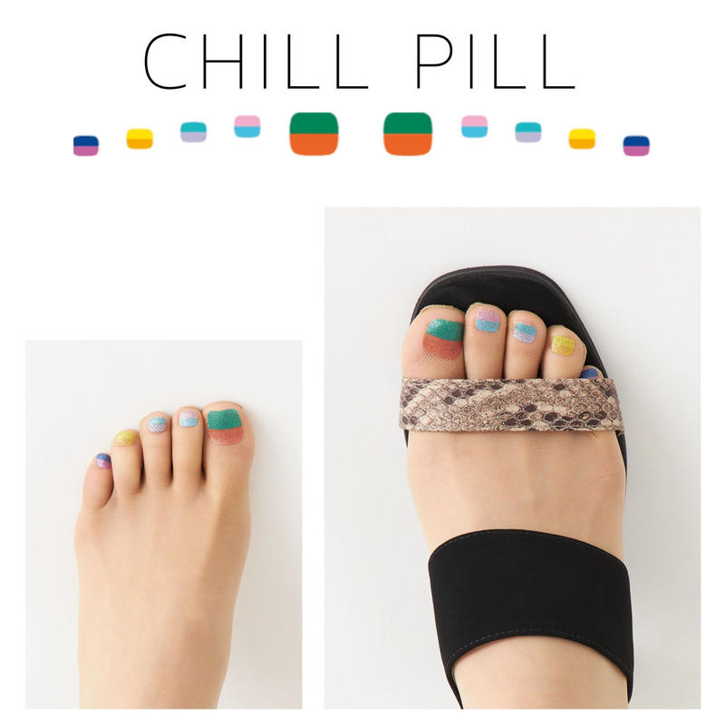 Britney Tokyo フットネイルストッキング Chill Pill Con Celect
