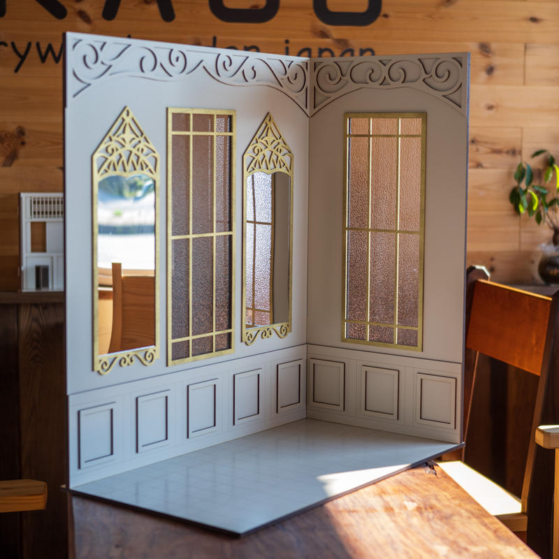 1 3スケールドールハウス洋館右壁鏡と窓ゴールド ホワイト ３台限定セール Kkcom