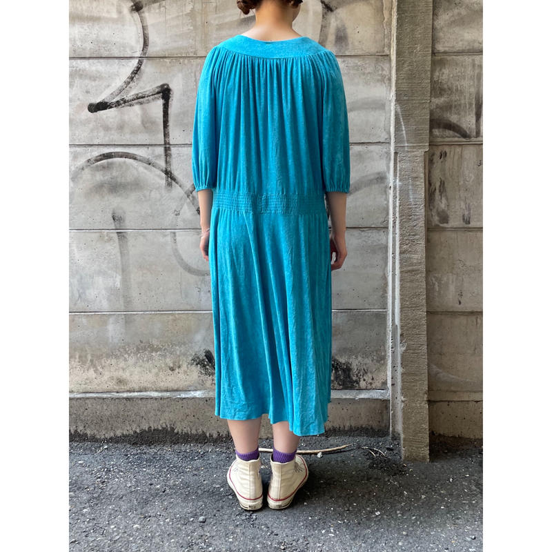 ターコイズブルー パイル生地 ラグランスリーブ ワンピース 2423 Crunch ターコイズブルー パイル生地 ラグランスリーブ ワンピース 2423 Crunch