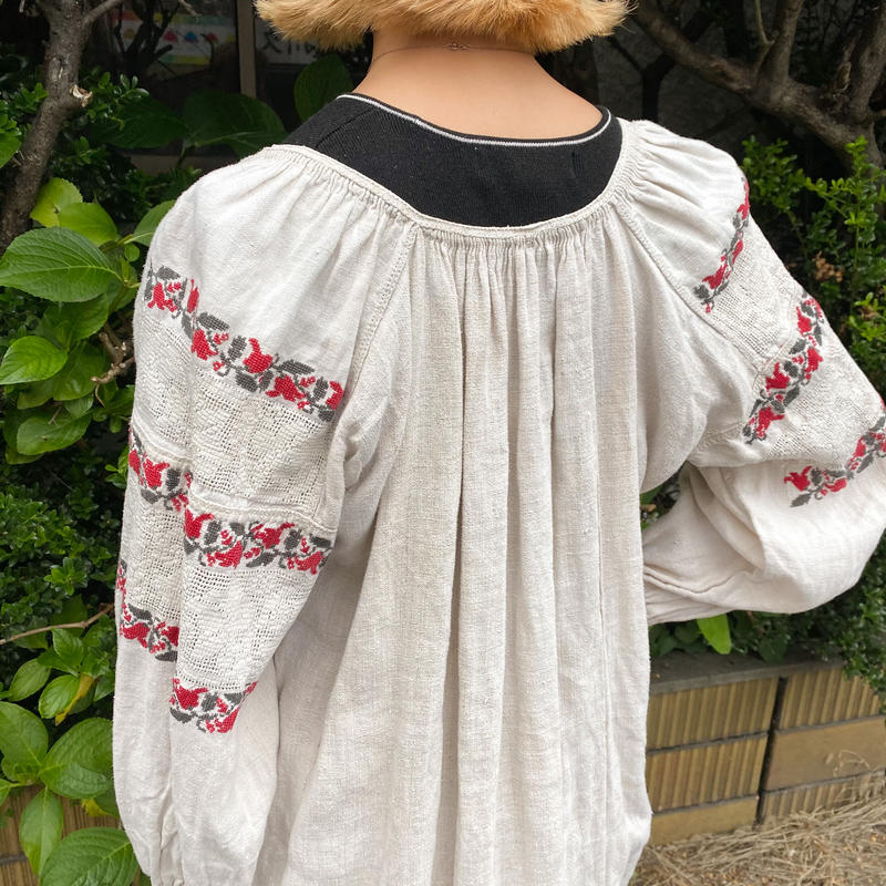 贈り物 19年代 アンティークウクライナ刺繍ワンピース ロングワンピース 贈り物 19年代 アンティークウクライナ刺繍ワンピース ロングワンピース