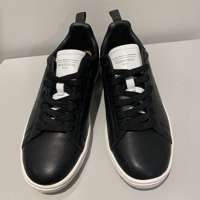 春バーゲン 特別送料無料 Maison Maverick Presents Logo Tennis