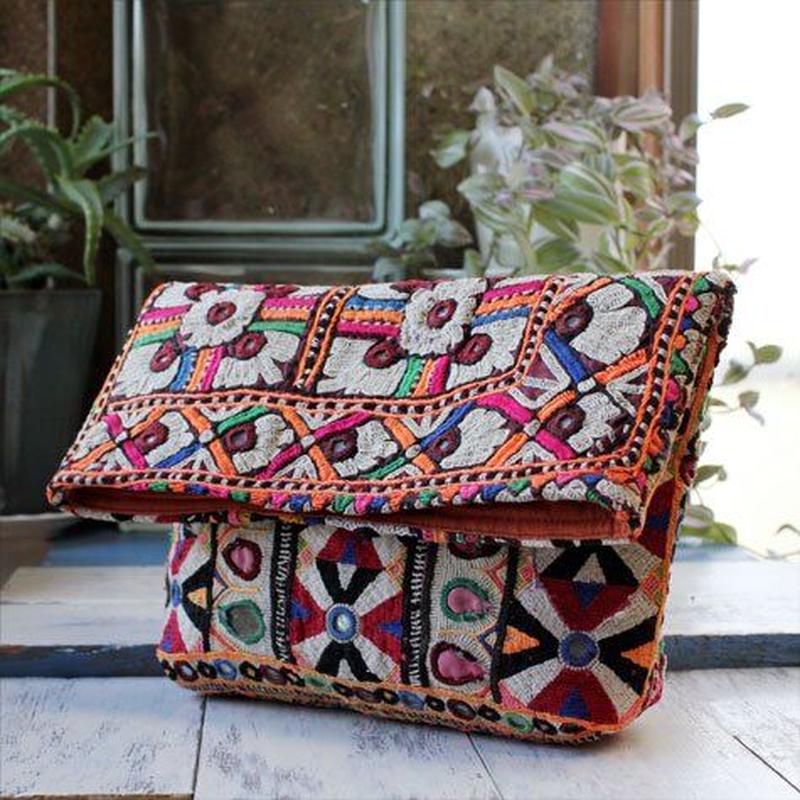 予約】 re:newヴィンテージ リメイク クラッチバッグ aristiengg.com