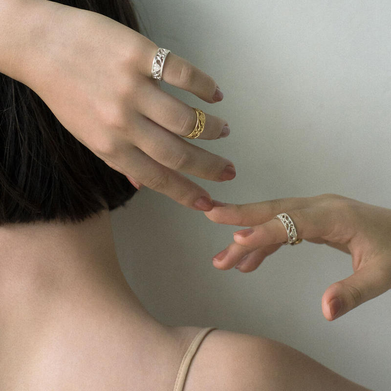arabesque ring / gold | o'my