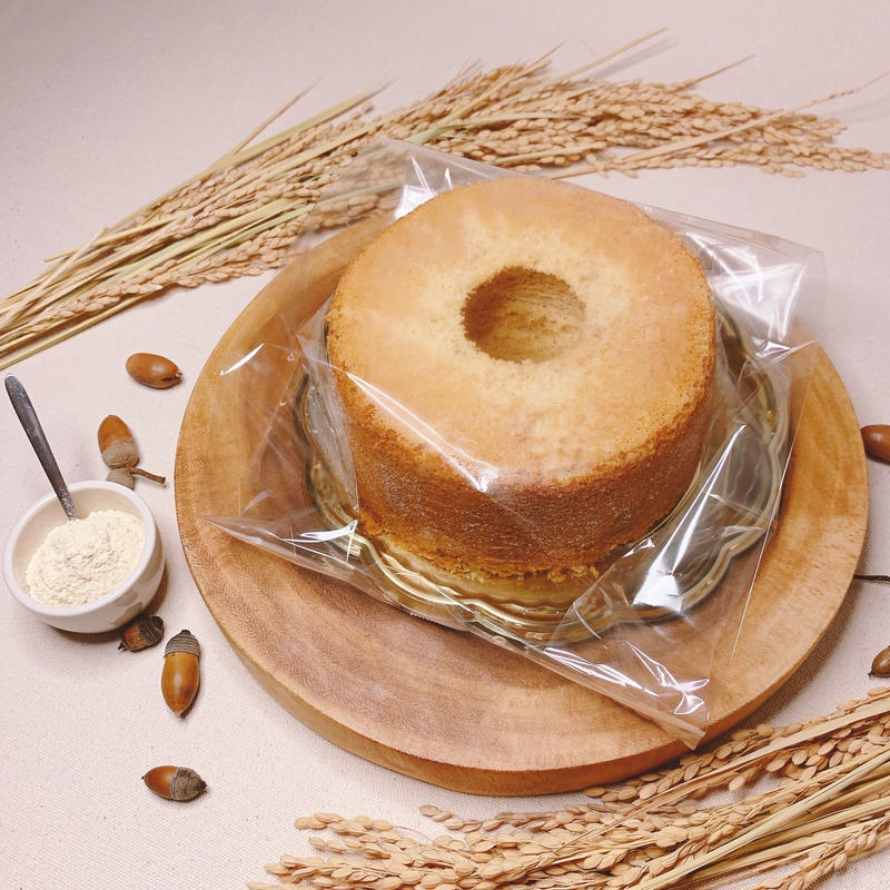 しっとりふわしゅわ 米粉のメープルシフォンケーキ Sweets Labo どんぐりキャッツ