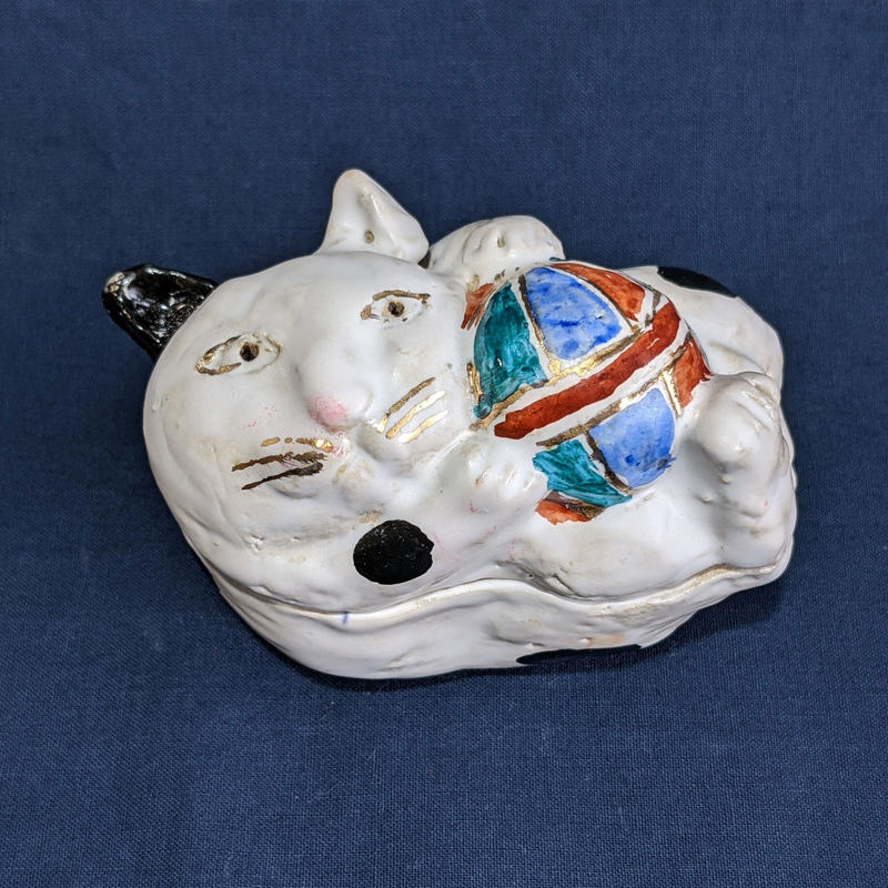 ささきようこさん作 陶人形 白猫の小物入れ
