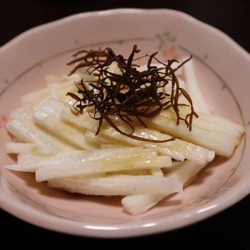 焼尻島の寒ふのり みそ汁に 和え物に 卵焼きに 風味ゆたか 焼尻島 島巡商店 旅に出