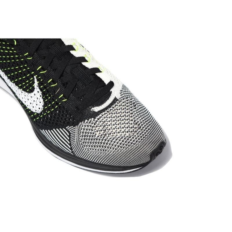 Nike Flyknit Racer Black White Volt ナイキ フライニット