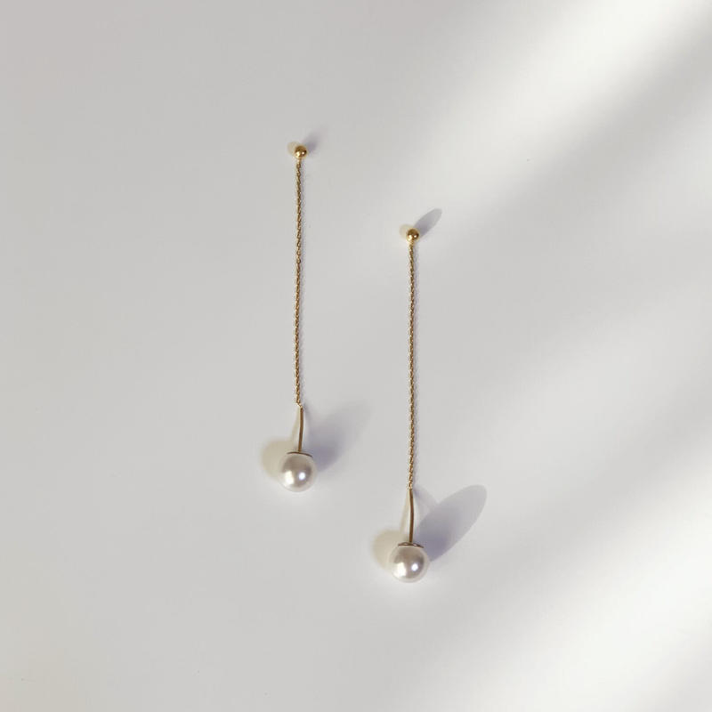 グレイ系選ぶならCesoi Pearl Bar Pierce Gold パールピアス ゴールド 無料配達 Cesoi Pearl Bar Pierce Gold パールピアス ゴールド ピアス(片耳用)