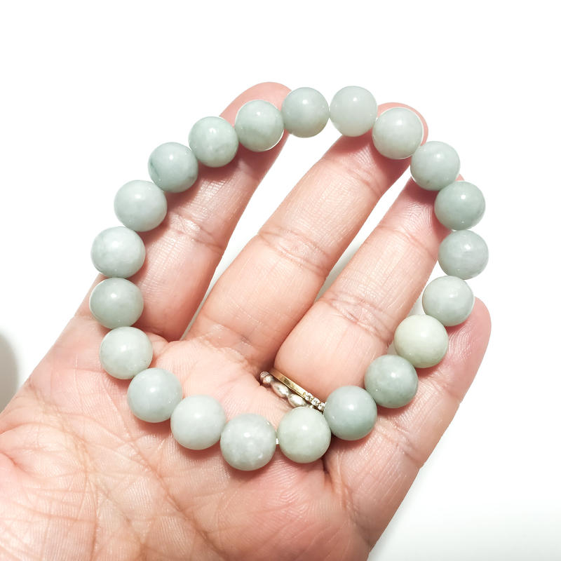 糸魚川翡翠・環状勾玉・ネックレス | m.u.m Jewelry Collection