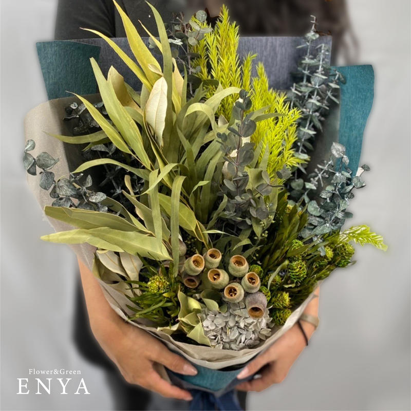 フラワーブーケ 花束m グリーン系 フラワーショップ園舎 Enya