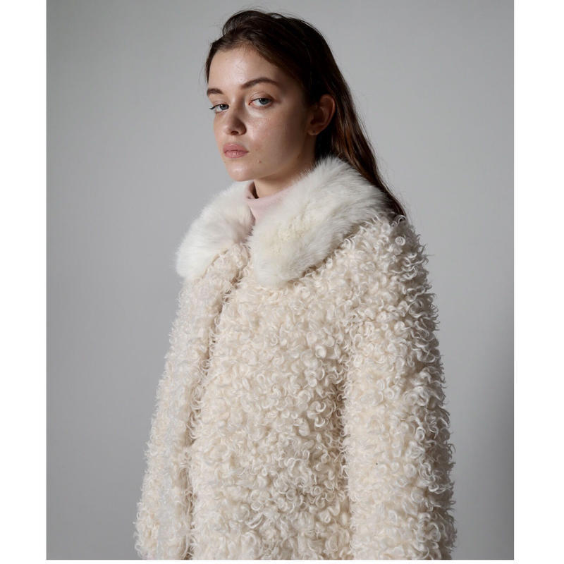 カーキ×インディゴ epine poodle collar fur coat ivory - 毛皮/ファー