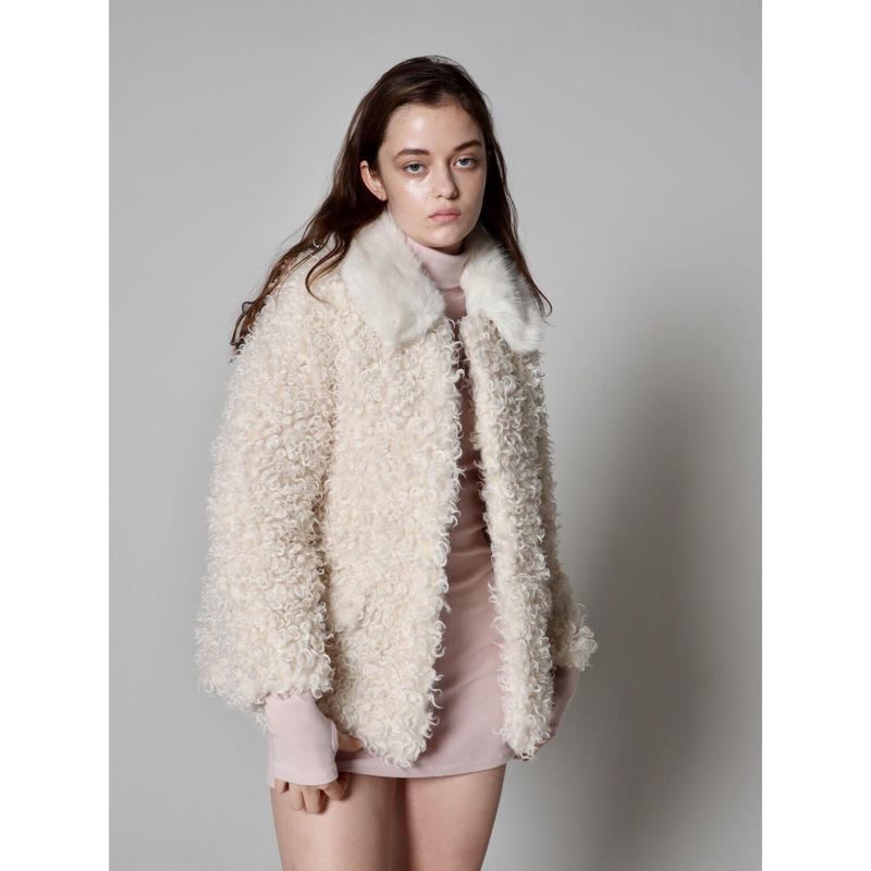 Epine poodle fur coat ivory curly hair | www.angeloawards.com