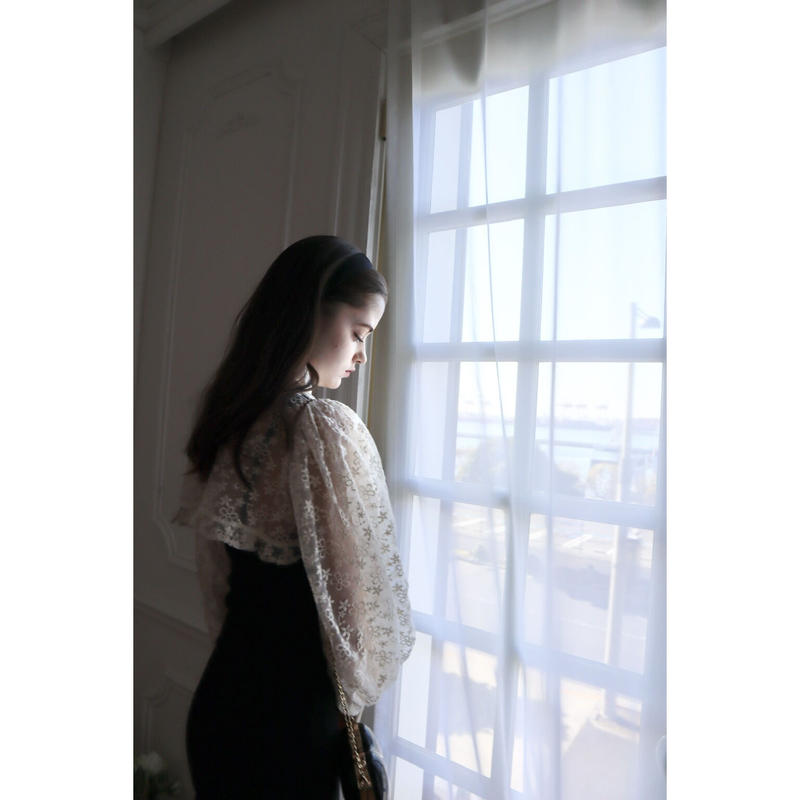 arm volume frill cropped blouse organdy flower ...