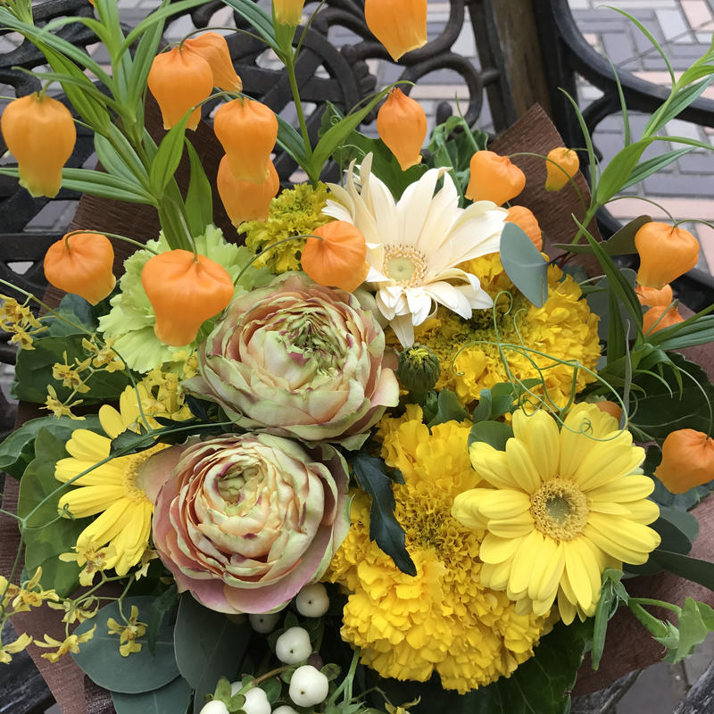 季節のフラワーアレンジメント Flower Gift Shop Yuu