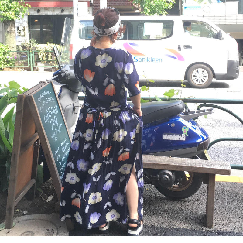 Used 前開き レーヨン花柄ワンピース Garden730