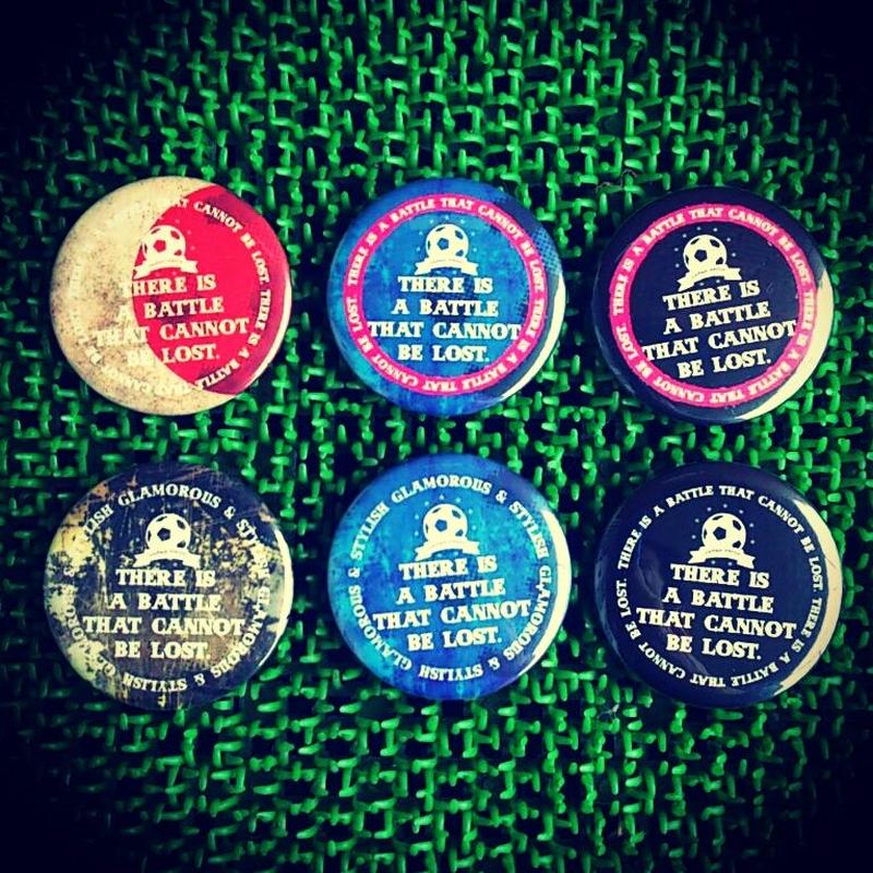 サッカー日本代表応援バッチ 絶対に負けられない戦いがそこにある 缶バッチ サイズ5 7cm