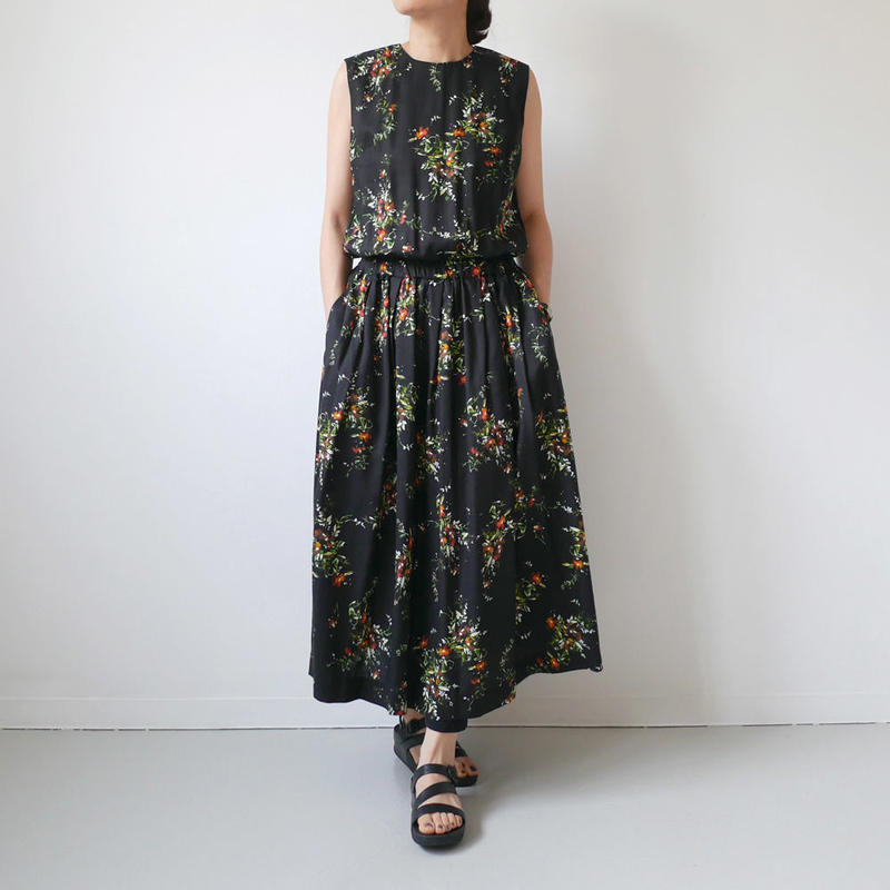 Sacra サクラ コットンリヨセル マルチフラワー ノースリーブ ワンピース 11